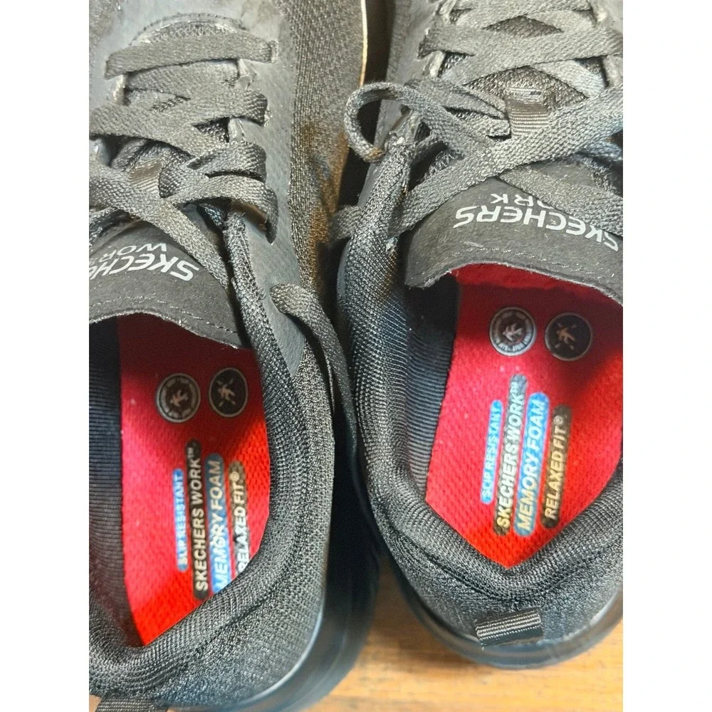Skechers black work sneakers w/ memory foam. Slip resistant women size 9.